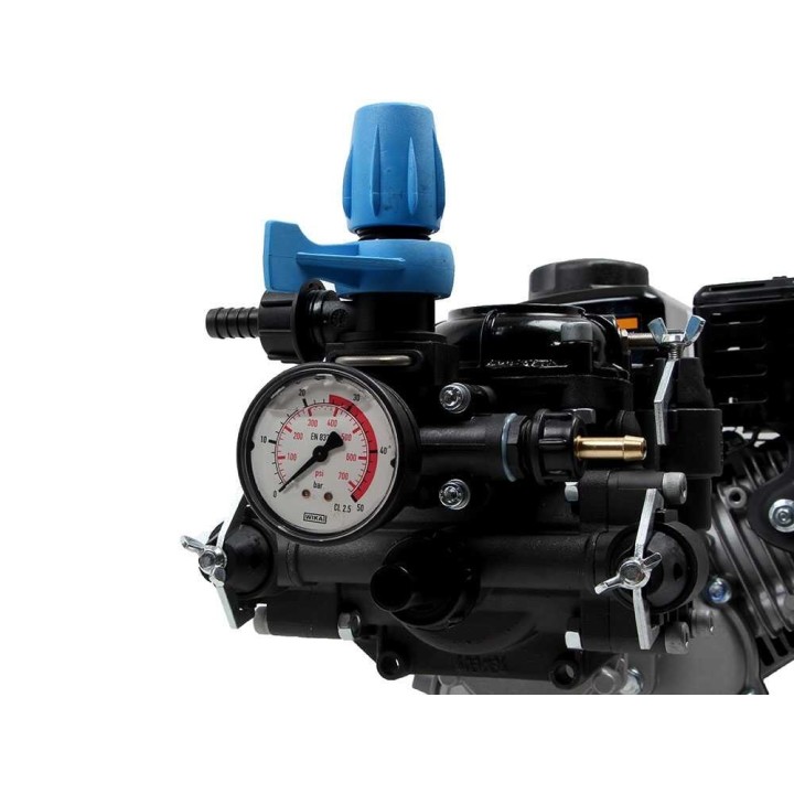 Comet MTP MC 25 -ruiskutuspumppu kärryllä, Loncin 148F-2, 2,2 HP