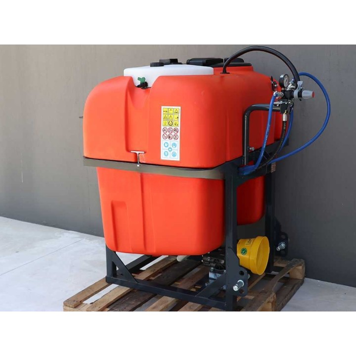 Dal Degan ILEO 400 traktorikäyttöinen ruiskutuslaite, YP70-pumppu, 400 l, 70 l/min