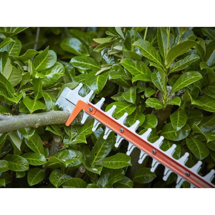 Black & Decker BEHTS551-QS sähköinen pensasleikkuri, 650 W, 60 cm