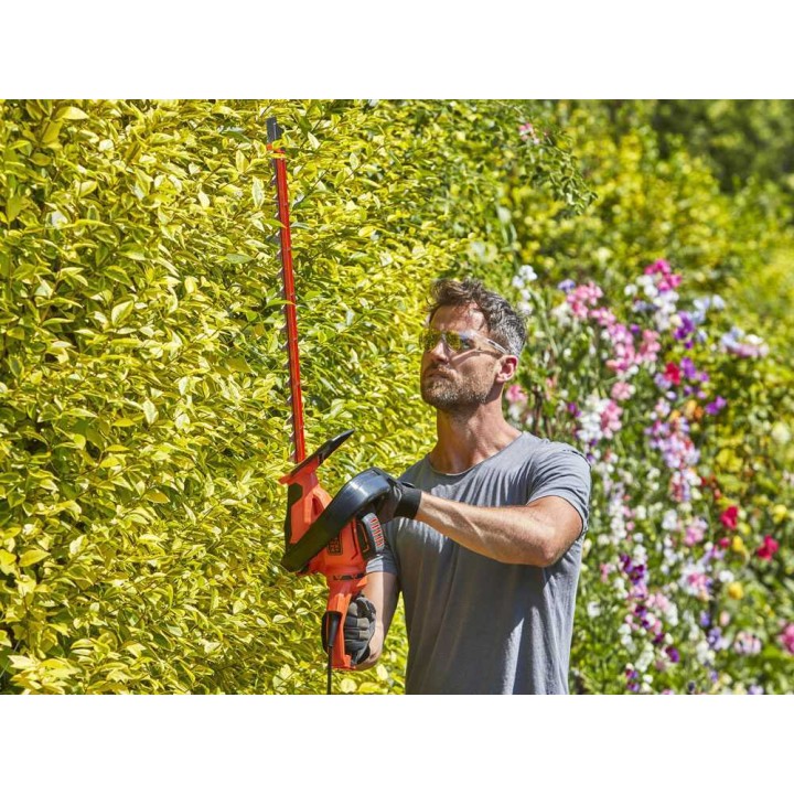 Black & Decker BEHTS551-QS sähköinen pensasleikkuri, 650 W, 60 cm