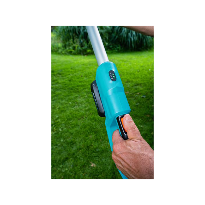Gardena TCS 20/18V P4A Ready-To-Use Set oksasaha, 18 V, 20 cm, teleskooppivarsi