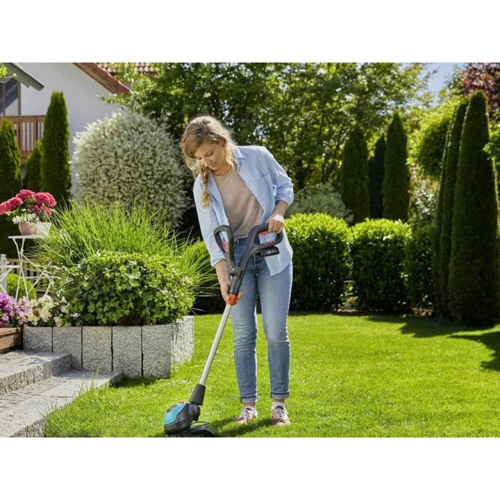 Gardena EasyCut 23/18V P4A -tagliabordi, 18 V, 2 Ah