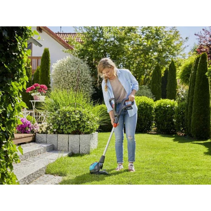 Gardena EasyCut 23/18V P4A -tagliabordi, 18 V, 2 Ah