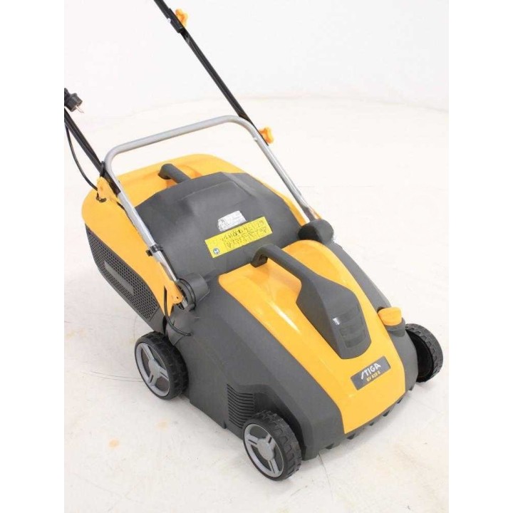 Stiga SV 415 E sähköinen nurmikon ilmaaja, 1 500 W, 38 cm