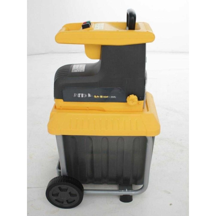 Stiga Bio Silent 2500 sähkökäyttöinen oksasilppuri, 2 500 W, 230 V