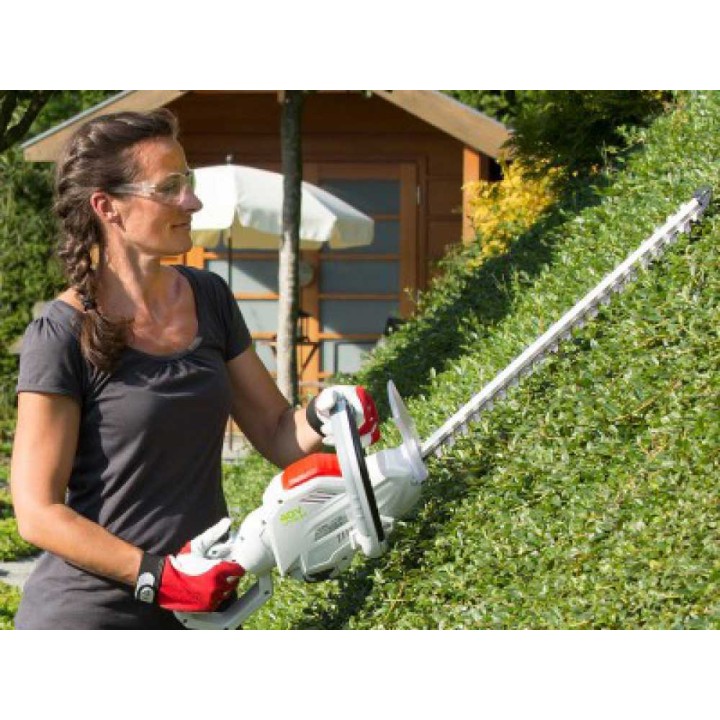 Ikra IAHS 40-5425 akkukäyttöinen pensasleikkuri, 40 V, 54 cm