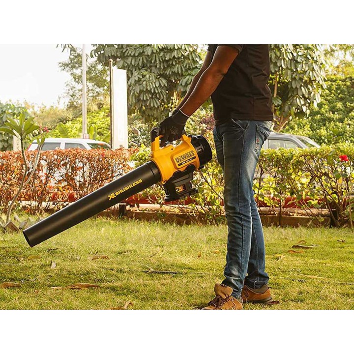 DeWalt DCM562P1-QW akkulehtipuhallin, 18 V, 5 Ah, akku ja laturi