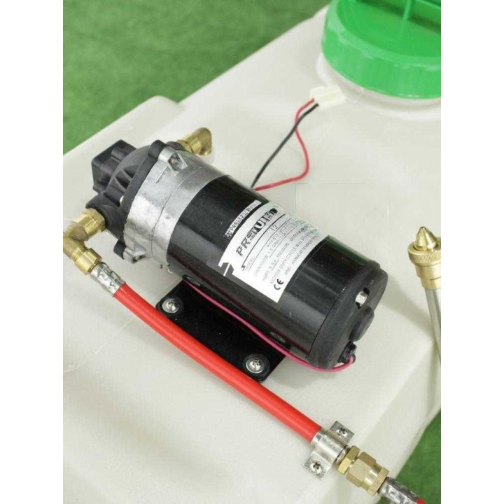 GeoTech CZ-100 sähköinen ruiskutussäiliö, 100 l, 12 V, traktoriajoleikkuriin