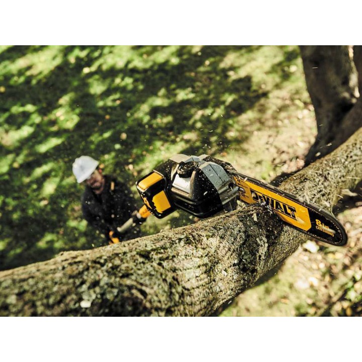 DeWalt DCMPS567P1-QW akkukäyttöinen oksasaha, 18 V, 5 Ah, 20 cm