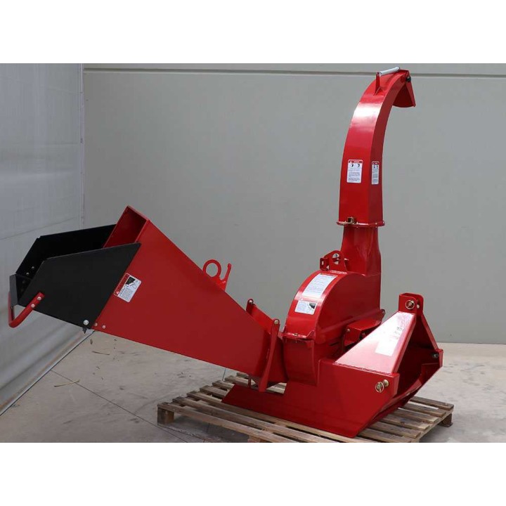 TCP 150 traktorikäyttöinen oksasilppuri, 150 mm, 40–80 HP