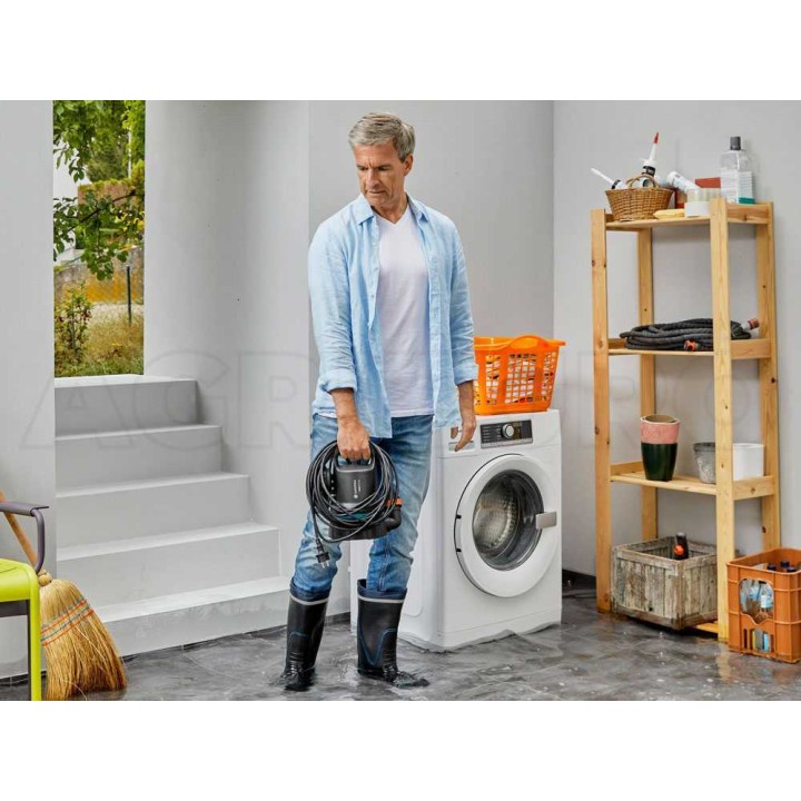 Gardena 9000 uppopumppu kirkkaalle vedelle, 300 W, 9 000 l/h