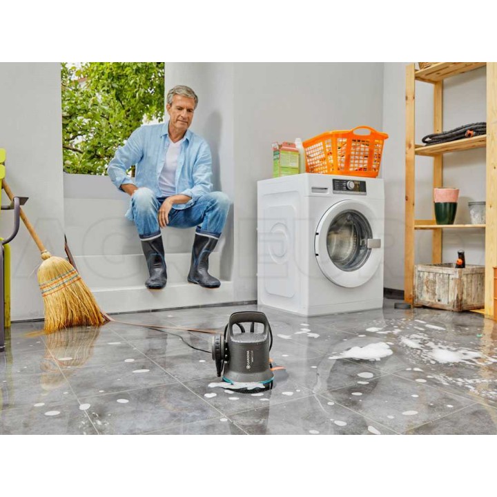 Gardena 9000 uppopumppu kirkkaalle vedelle, 300 W, 9 000 l/h