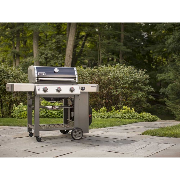Weber Genesis II E-310 GBS Black kaasugrilli, 11,4 kW, 68 × 48 cm