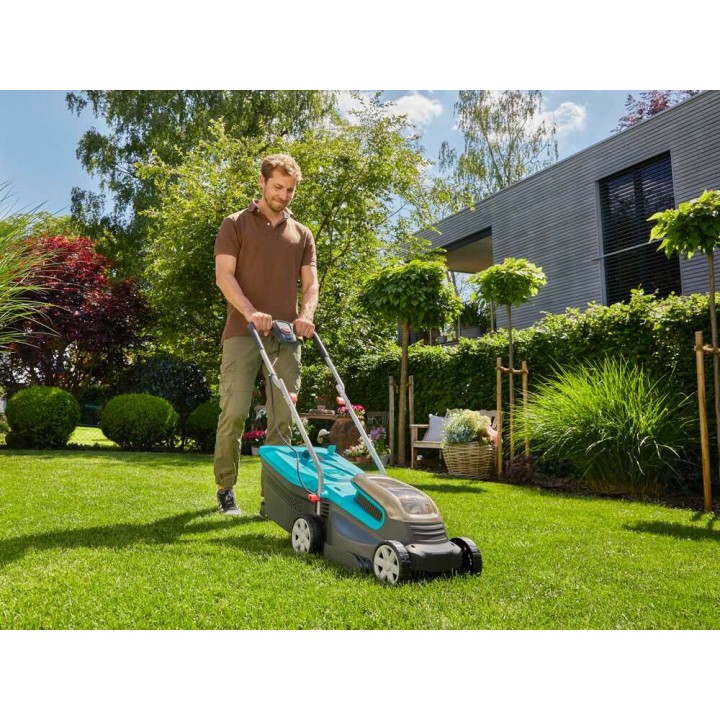Gardena PowerMax 32/36V P4A akkuruohonleikkuri, 32 cm, 2 × 18 V, 2,5 Ah