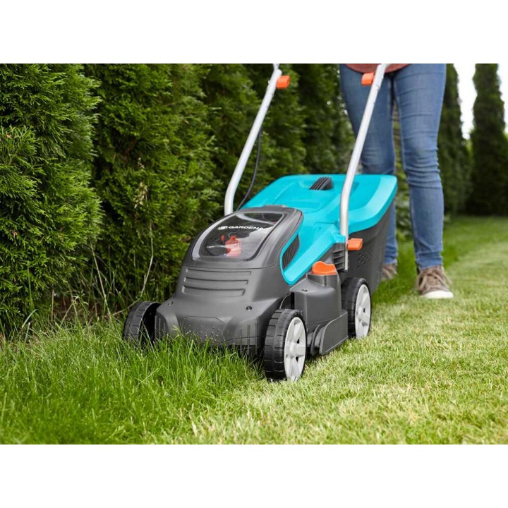Gardena PowerMax 32/36V P4A akkuruohonleikkuri, 32 cm, 2 × 18 V, 2,5 Ah
