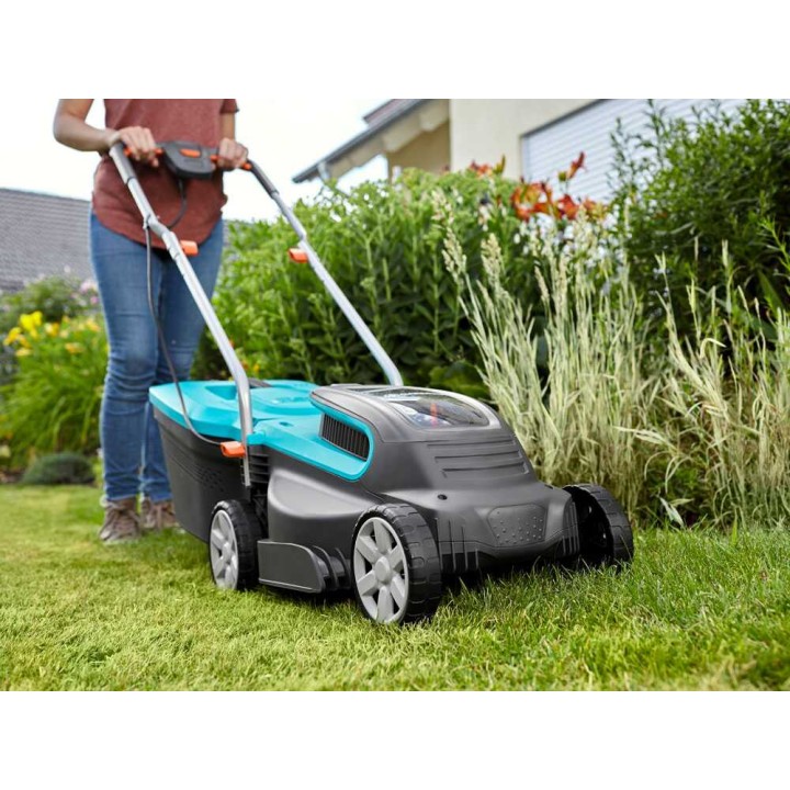 Gardena PowerMax 32/36V P4A akkuruohonleikkuri, 32 cm, 2 × 18 V, 2,5 Ah