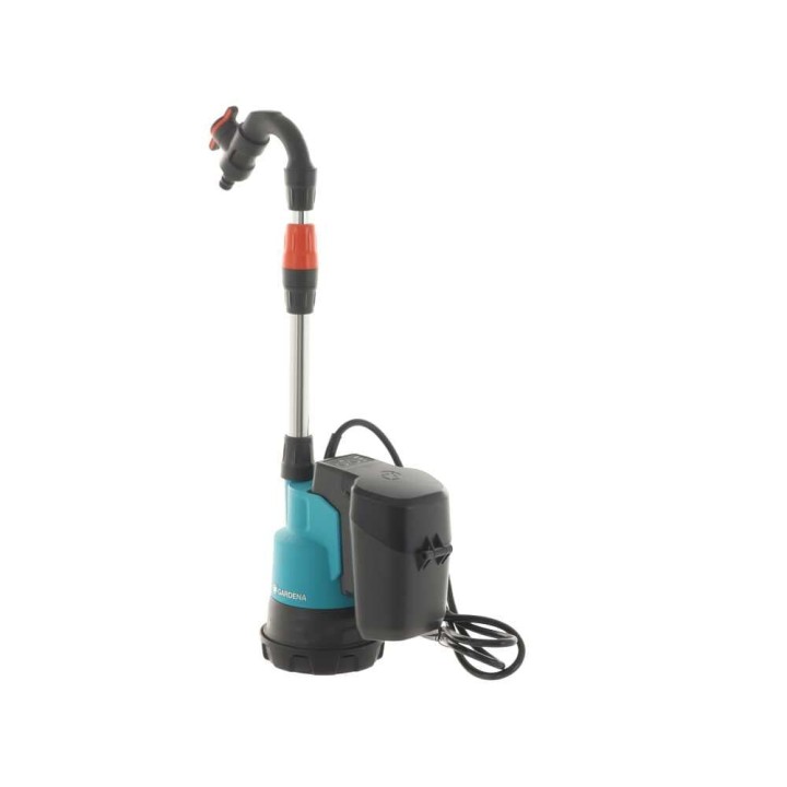 Gardena 2000/2 akkukäyttöinen säiliöpumppu, 18 V, 2 000 l/h, akku ja laturi