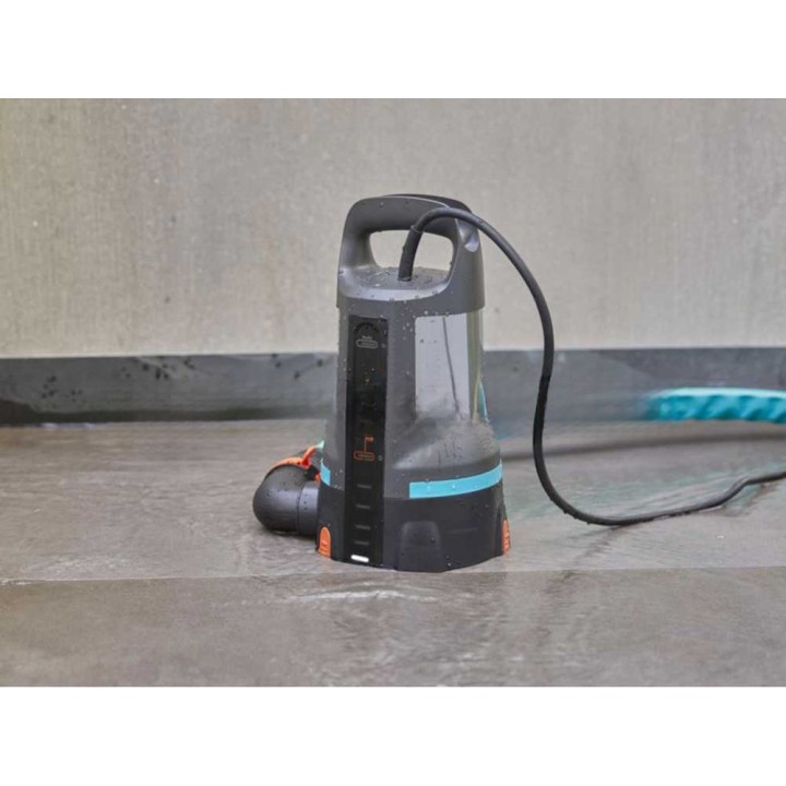 Gardena 17000 Aquasensor uppopumppu kirkkaalle vedelle, 750 W, 17 000 l/h