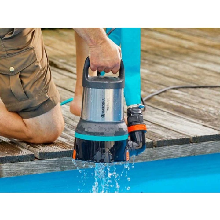 Gardena 17000 Aquasensor uppopumppu kirkkaalle vedelle, 750 W, 17 000 l/h