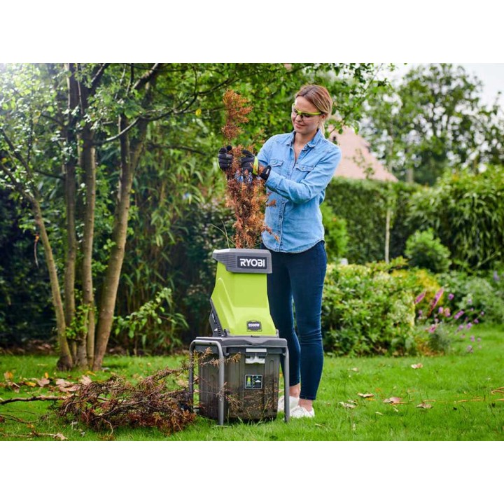 Ryobi RSH2545B sähköoksasilppuri, 2 500 W, 45 mm, 230 V