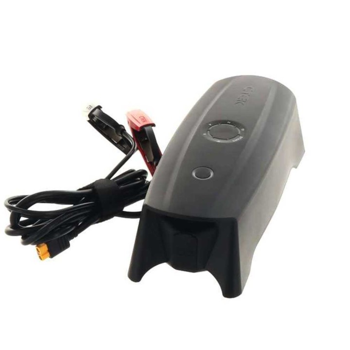 CTEK CS FREE akkulaturi, ylläpitolaturi ja virtapankki, 12 V, 6 000 mAh