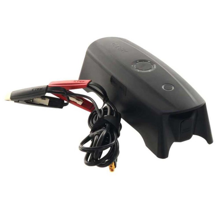 CTEK CS FREE akkulaturi, ylläpitolaturi ja virtapankki, 12 V, 6 000 mAh