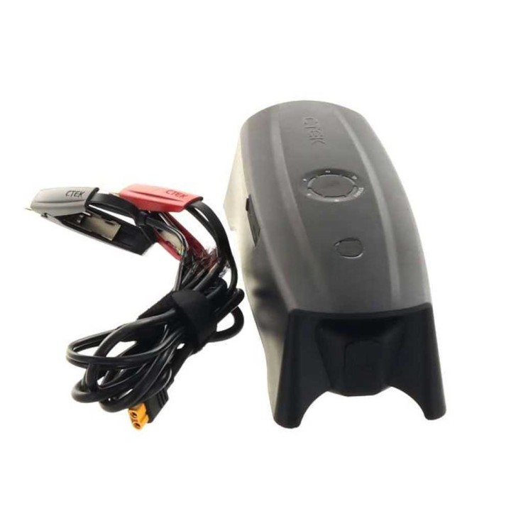 CTEK CS FREE akkulaturi, ylläpitolaturi ja virtapankki, 12 V, 6 000 mAh