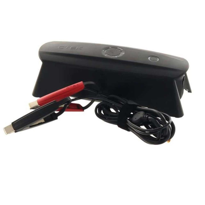 CTEK CS FREE akkulaturi, ylläpitolaturi ja virtapankki, 12 V, 6 000 mAh