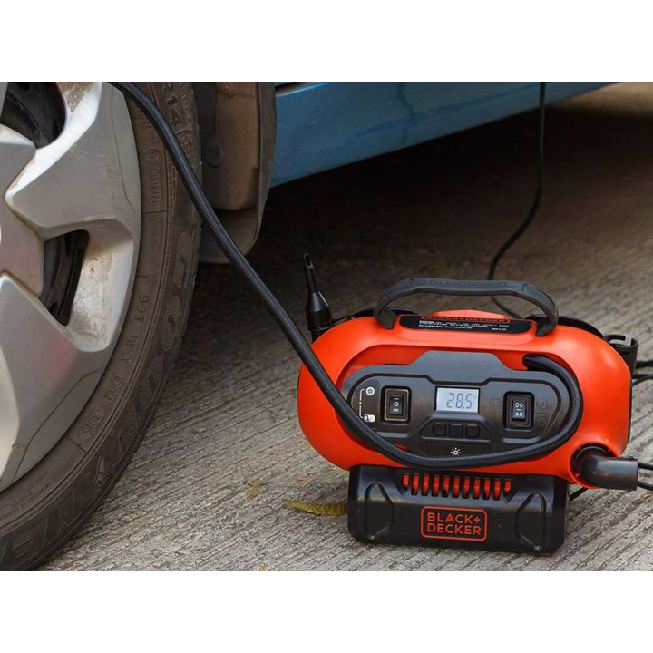 Black & Decker BDCINF18N-QS kannettava öljytön ilmakompressori, 11 bar, 12 V ja 230 V