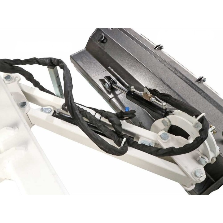 BlackStone BVH 160 H sivusiirtomurskain traktoriin, 160 cm, 55–60 HP