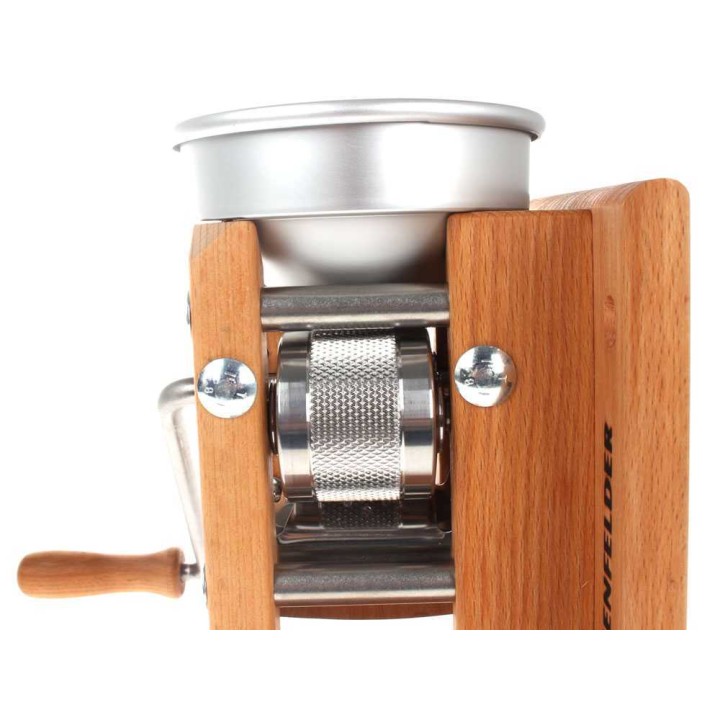 Eschenfelder 1220 alluminio hiutalemylly, 150 g/min, ruostumattomat telat