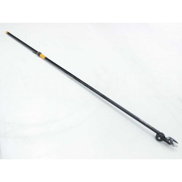 Fiskars UP84 oksaleikkuri, kiinteä varsi 233 cm, leikkuuhalkaisija 32 mm