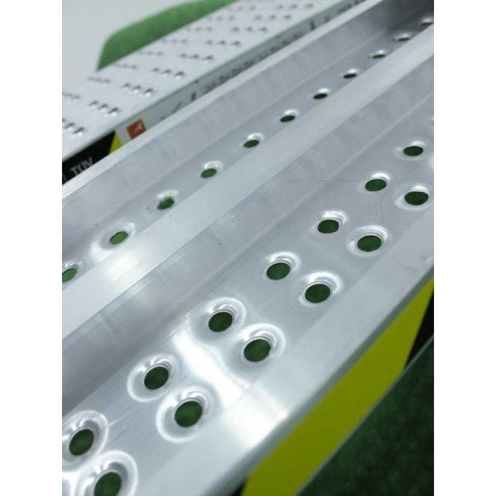 Gierrre RF250 kiinteät alumiinirampit, 250 cm, kantavuus 755 kg