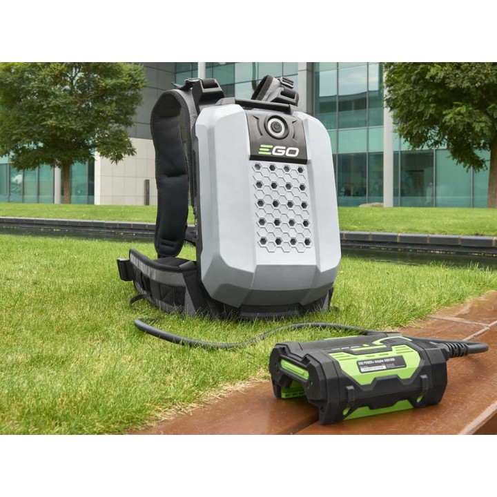 EGO Professional-X BAX1501 reppuakku, valjaat ja sovitin