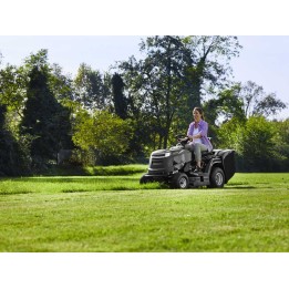 Alpina AT4 84 HA ajoleikkuri 84 cm 14 HP hydrostaattinen 200 l