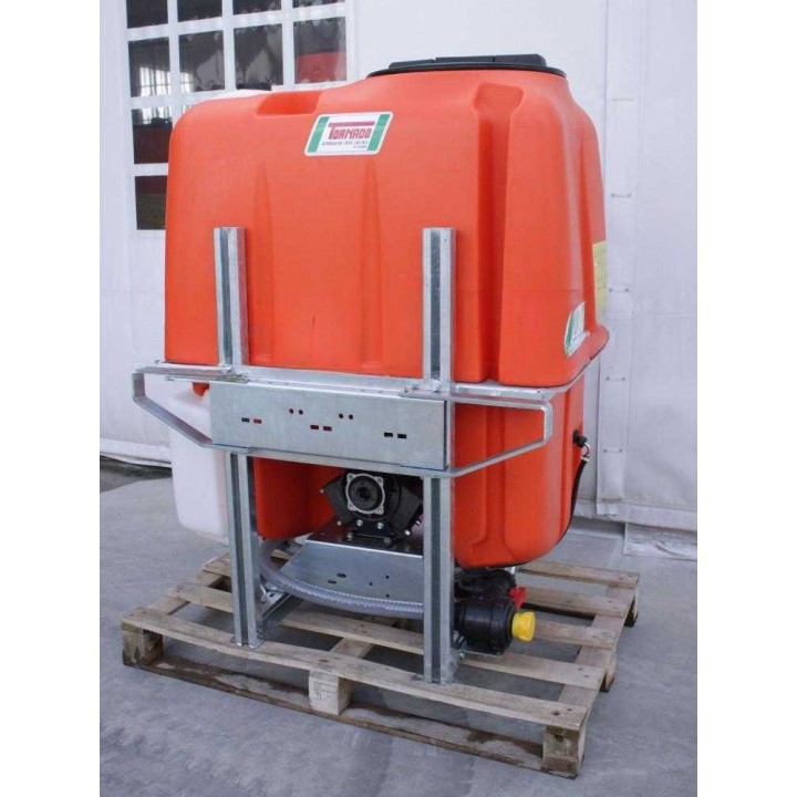 Tornado TOSCANA TO400/51 traktorikäyttöinen ruiskutuslaite, 400 l, 51 l/min, 40 bar