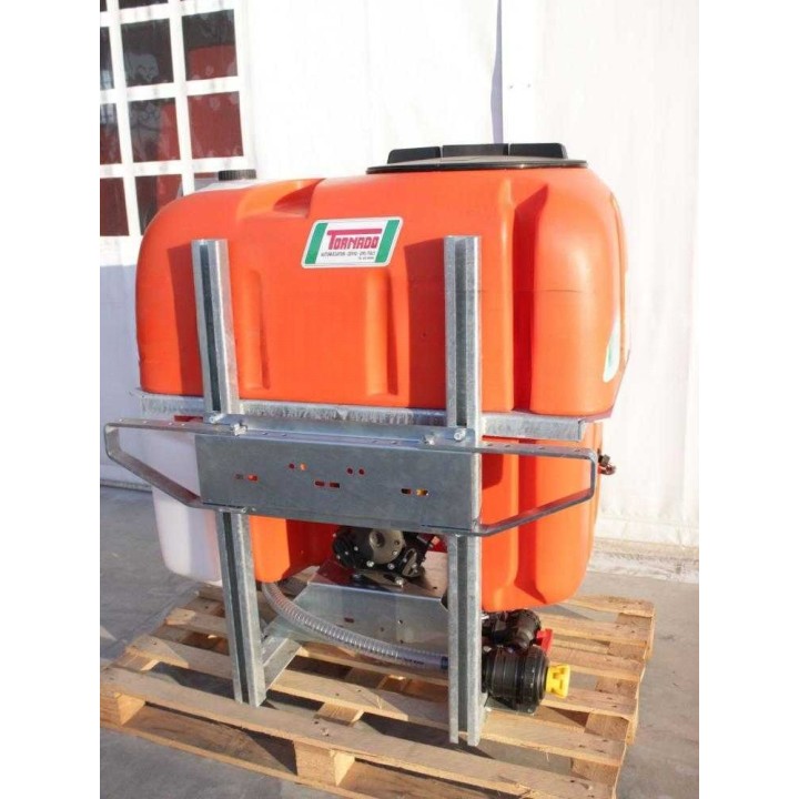 Tornado TOSCANA TO300/41 traktorikäyttöinen ruiskutusyksikkö, 300 l, 38 l/min, 40 bar