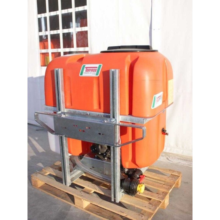 Tornado TOSCANA TO300/41 traktorikäyttöinen ruiskutusyksikkö, 300 l, 38 l/min, 40 bar