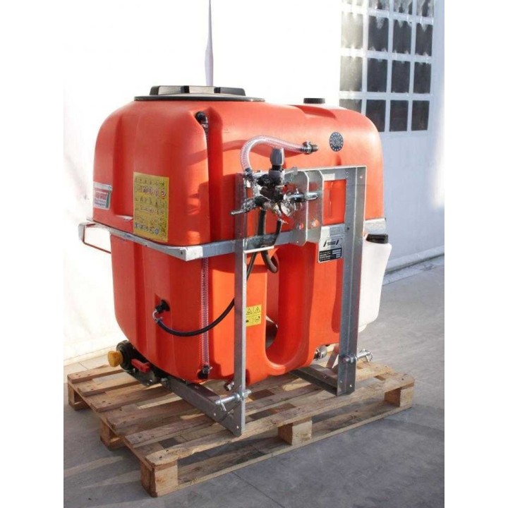 Tornado TOSCANA TO300/41 traktorikäyttöinen ruiskutusyksikkö, 300 l, 38 l/min, 40 bar