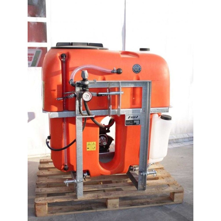 Tornado TOSCANA TO300/41 traktorikäyttöinen ruiskutusyksikkö, 300 l, 38 l/min, 40 bar