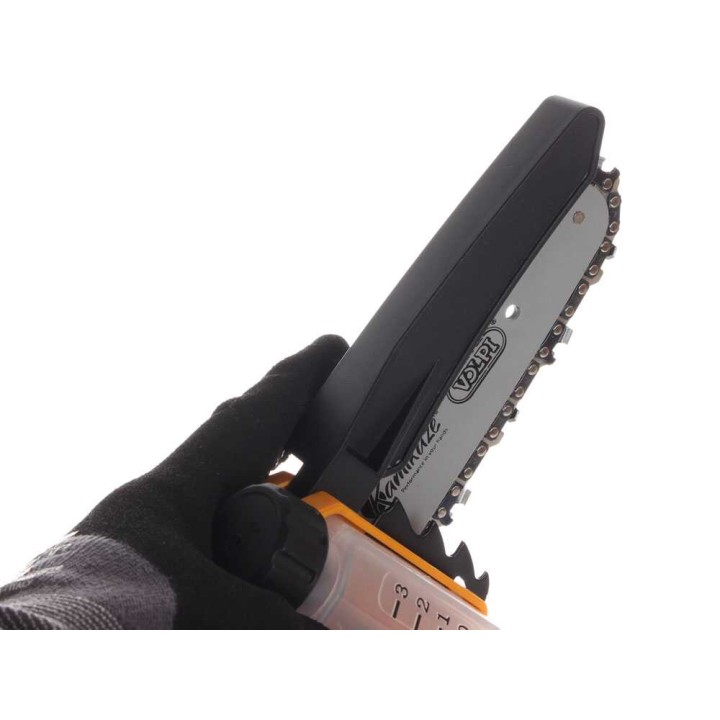 Volpi PVS5001 akkukäyttöinen oksasaha, 650 W, 14,4 V, 2 × 4 Ah