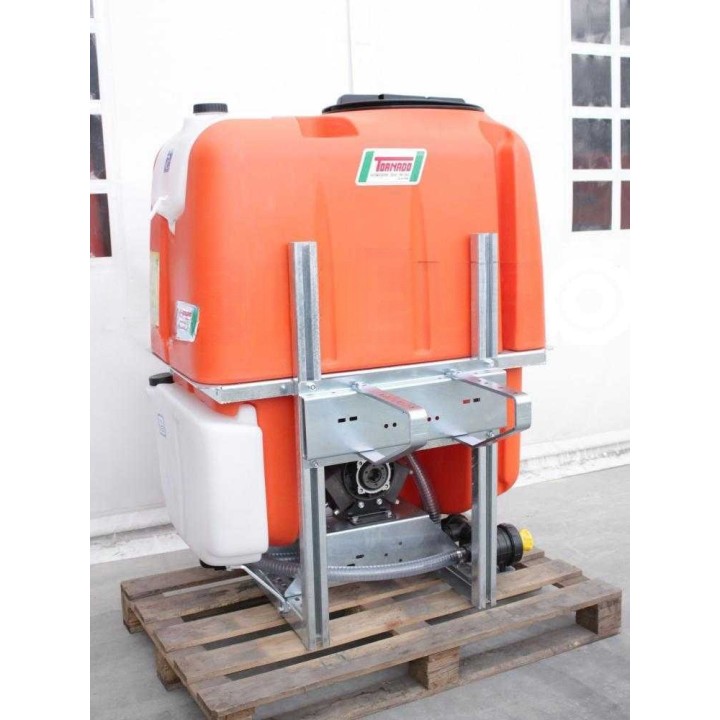 Tornado TOSCANA 400/71 ruiskutuslaite traktoriin, 400 l, Comet APS 71