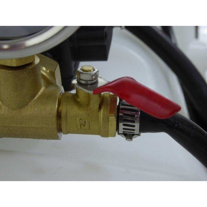 GeoTech CZ60D ruiskutusvaunu traktoriin, 60 l, 12 V, 4,5 bar