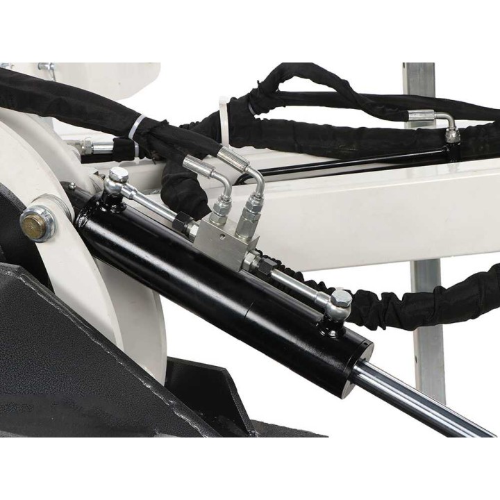 BlackStone BP-LA 165 Hydro sivuvarsiniittomurskain, 165 cm, 50–55 HP