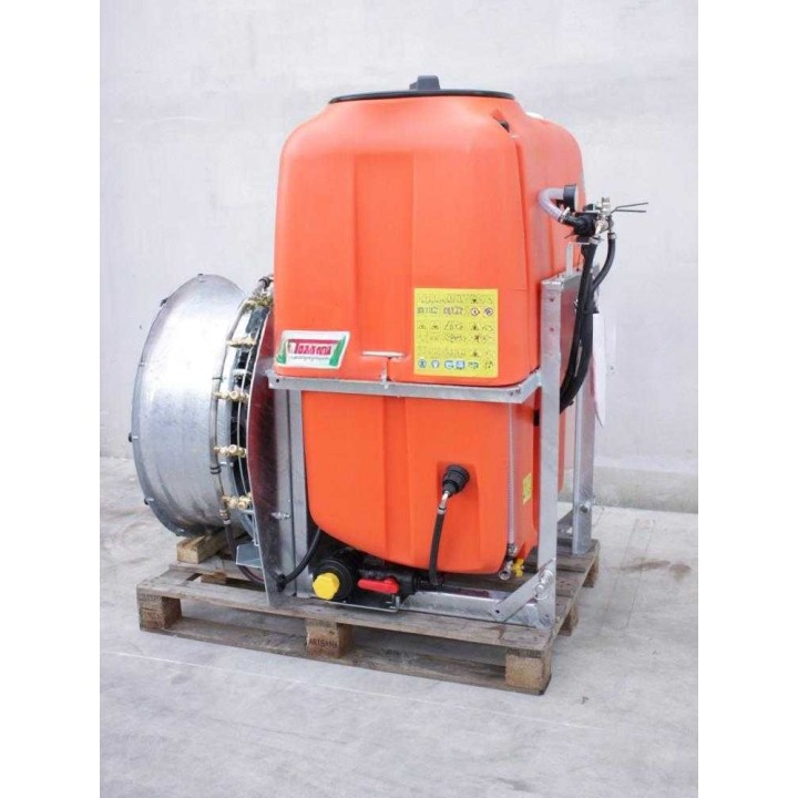 TORNADO RE400/71/700 sumutinhapallo traktorille, 400 l, 700 mm, 12 suutinta