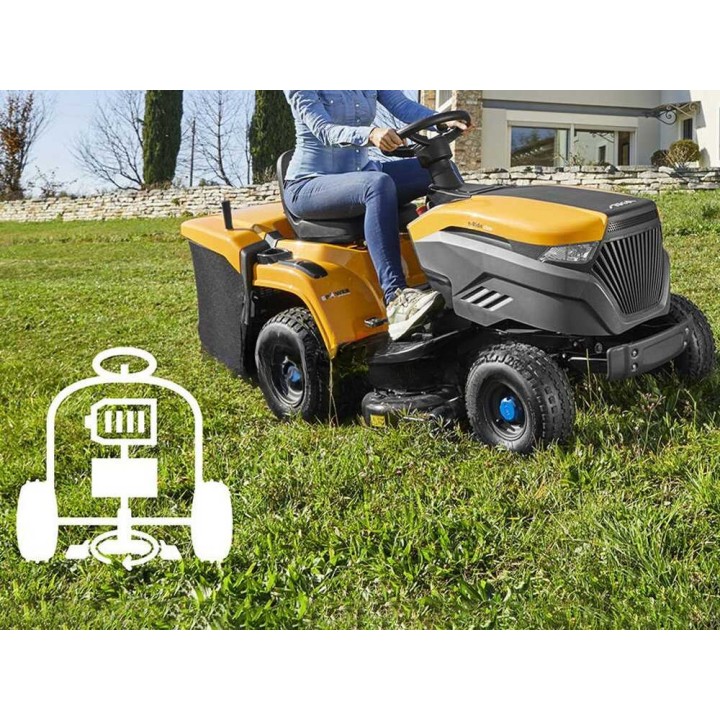 Stiga e-Ride S300 akkukäyttöinen ajoleikkuri, 48 V, 98 cm, silppuava leikkuu
