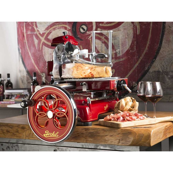 Berkel B3 Rossa vauhtipyöräkäyttöinen viipalekone, 300 mm:n terä