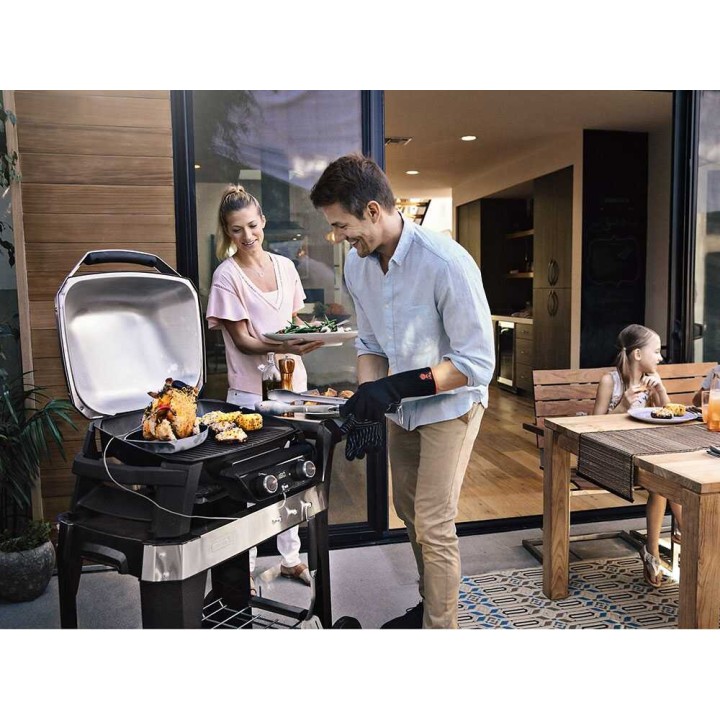 Weber Pulse 2000 sähkögrilli vaunuilla, 2,2 kW, Wi-Fi, 1 911 cm²