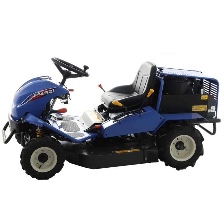 Iseki SRA 800A 2WD -traktorimurskain, Kawasaki 603 cm³, leikkuuleveys 80 cm
