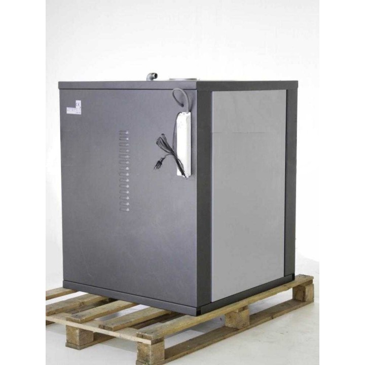 Medius 60 Inc puulämmitteinen kalusteuuni, 3 paistotasoa, 250 kg